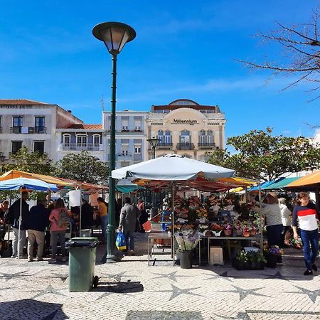 Penthouse Apartment, City Center Caldas Da Rainha Bagian luar foto