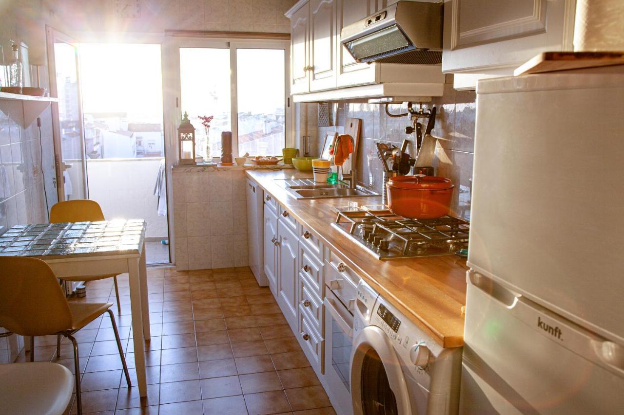Penthouse Apartment, City Center Caldas Da Rainha Bagian luar foto